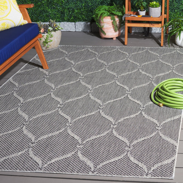 Safavieh Beach House Modern Area Rug - Elegant Charcoal And Grey Design For Indoor & Outdoor Spaces Charcoal ,Grey 85% Polypropylene,15% Polyester Bhs280h-5