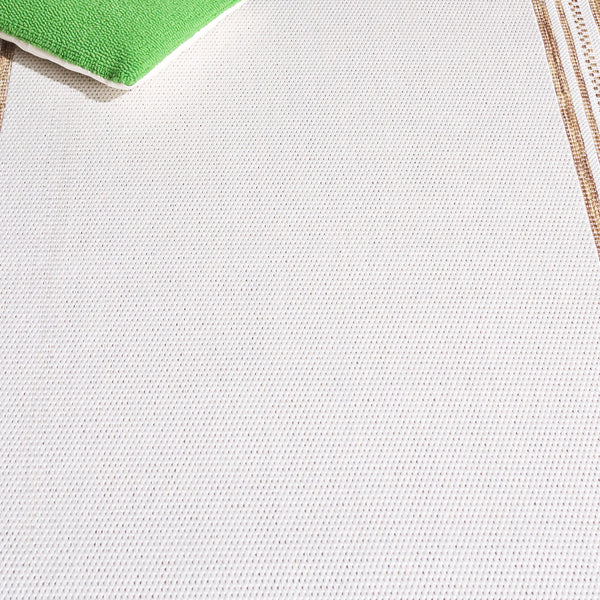 Safavieh Beach Indoor/Outdoor Rug - Elegant Beige And Brown Design, Durable & Comfortable For Any Space Beige ,Brown 85% Polypropylene,15% Polyester Bhs284b-7r