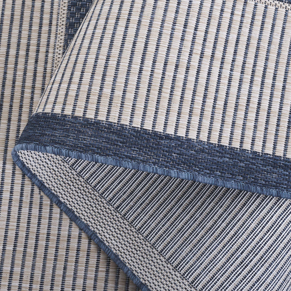 Safavieh Beach Indoor/Outdoor Area Rug - Elegant Blue And Ivory Design For Timeless Charm And Durability Blue ,Ivory 85% Polypropylene,15% Polyester Bhs286m-26