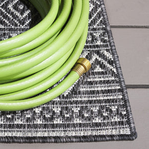 Safavieh Beach House Charcoal And Grey Area Rug - Durable, Elegant Design For Indoor And Outdoor Spaces Charcoal ,Grey 85% Polypropylene,15% Polyester Bhs288h-9