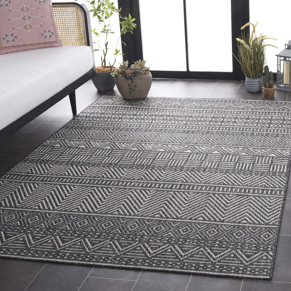 Safavieh Beach House Charcoal And Grey Area Rug - Durable, Elegant Design For Indoor And Outdoor Spaces Charcoal ,Grey 85% Polypropylene,15% Polyester Bhs288h-9