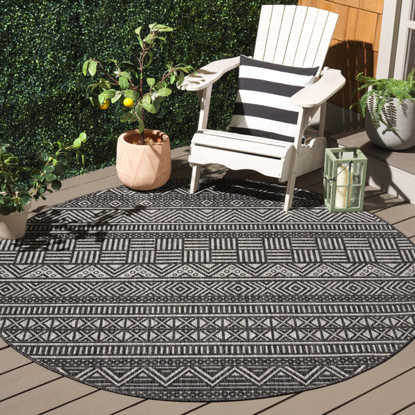 Safavieh Beach House Charcoal And Grey Area Rug - Durable, Elegant Design For Indoor And Outdoor Spaces Charcoal ,Grey 85% Polypropylene,15% Polyester Bhs288h-9