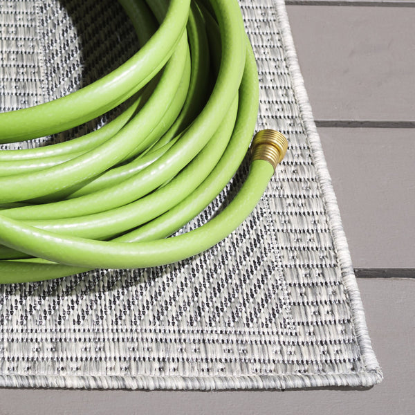 Safavieh Beach Area Rug: Elegant Power-loomed Design For Indoor & Outdoor Spaces - Durable, Oeko-tex Certified Grey ,Charcoal 85% Polypropylene,15% Polyester Bhs290f-4