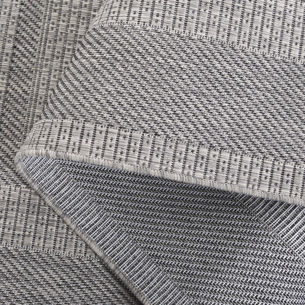 Safavieh Beach Area Rug: Elegant Power-loomed Design For Indoor & Outdoor Spaces - Durable, Oeko-tex Certified Grey ,Charcoal 85% Polypropylene,15% Polyester Bhs290f-4