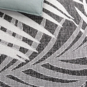 Safavieh Beach Modern Elegance Area Rug – Stylish Charcoal & Ivory Design For Indoor/Outdoor Spaces Charcoal ,Ivory 85% Polypropylene,15% Polyester Bhs294h-7r