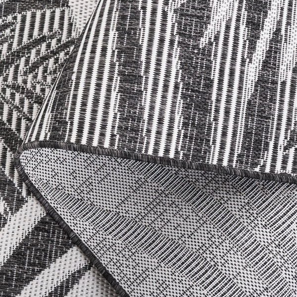 Safavieh Beach Modern Elegance Area Rug – Stylish Charcoal & Ivory Design For Indoor/Outdoor Spaces Charcoal ,Ivory 85% Polypropylene,15% Polyester Bhs294h-7r