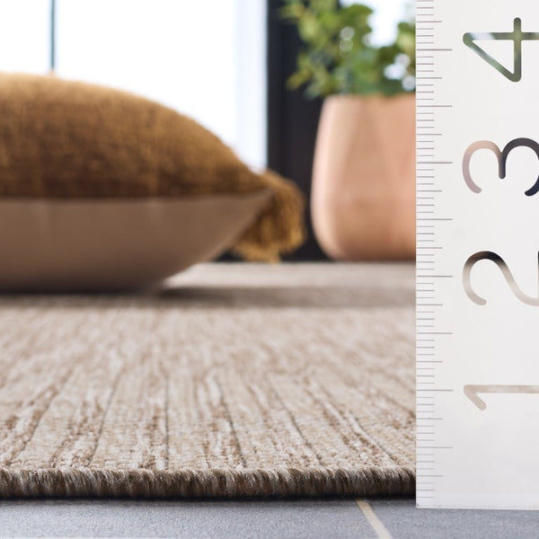 Safavieh Beach House Solid Beige Power Loomed Polypropylene Low Pile Living Room Area Rug BHS302B-9