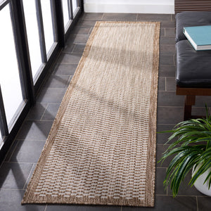 Safavieh Beach Contemporary Round Area Rug - Luxurious Plush Design For Indoor/Outdoor Elegant Spaces Brown ,Ivory Polypropylene Bhs404t-8