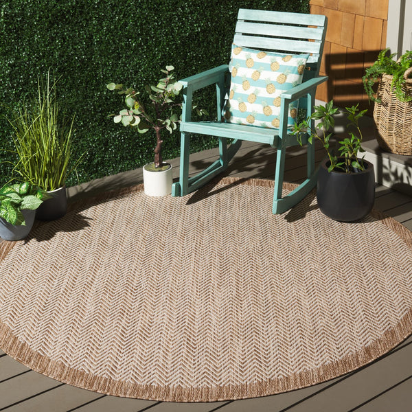 Safavieh Beach Area Rug – Elegant Herringbone Design For Indoor/Outdoor Spaces, Durable & Stylish Home Decor Brown ,Ivory Polypropylene Bhs408t-28