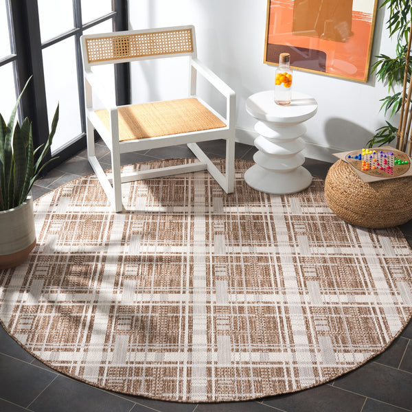 Safavieh Beach Modern Elegance Grey And Ivory Square Area Rug For Indoor And Outdoor Spaces – Durable Style Brown ,Ivory Polypropylene Bhs412t-28