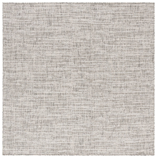 Safavieh Beach House Elegant Grey And Ivory Area Rug - Plush Comfort And Timeless Design For Any Space Grey ,Ivory Polypropylene Bhs424f-4