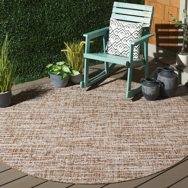 Safavieh Beach House Elegant Grey And Ivory Area Rug - Plush Comfort And Timeless Design For Any Space Brown ,Ivory Polypropylene Bhs424t-7sq