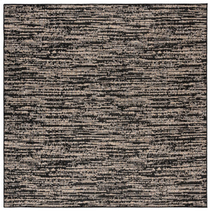 Safavieh Beach House Elegant Grey And Ivory Area Rug - Plush Comfort And Timeless Design For Any Space Black ,Beige Polypropylene Bhs424z-7r