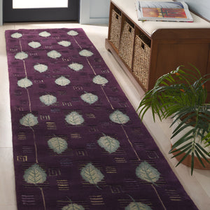 Safavieh Berkeley Rug - Hand-hooked Wool Area Rug With Elegant Leaf Motifs For Stylish Home Décor Upgrade Purple Wool Pile Bk46c-8