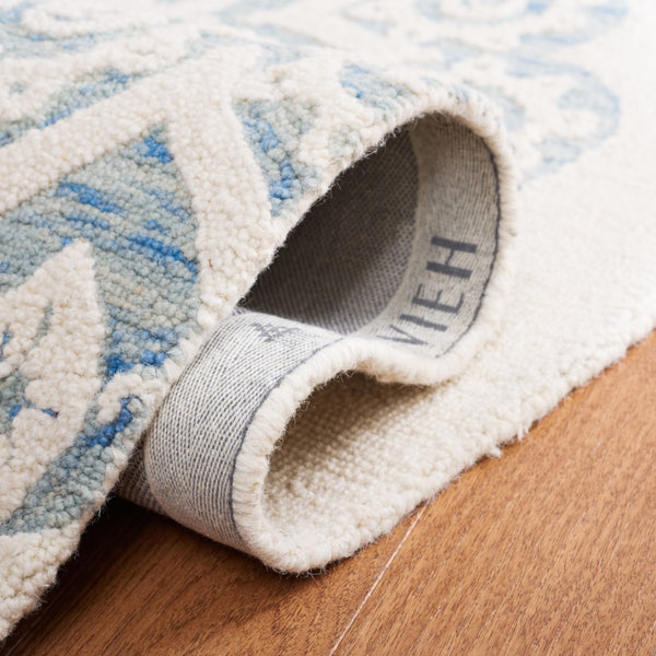 Safavieh Blossom 108 Hand Tufted Country and Floral Rug Ivory / Blue BLM108M-5