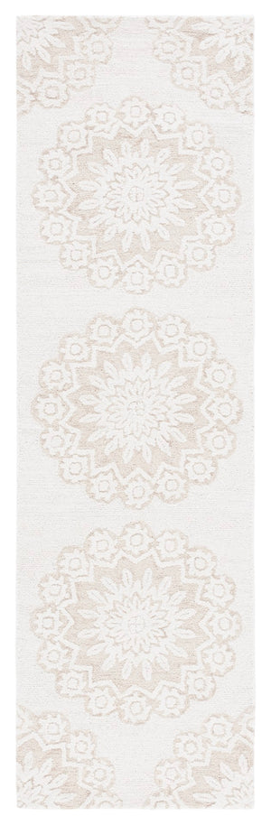 Safavieh Blossom 108 Hand Tufted Country and Floral Rug Ivory / Light Brown BLM108T-28