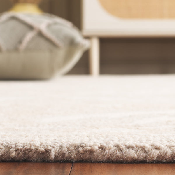 Safavieh Blossom Handcrafted Floral Area Rug From India – Elevate Your Space With Timeless Elegance And Comfort Silver ,Ivory 85% Wool,15% Cotton Blm116h-6sq