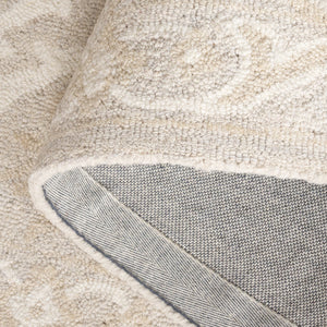 Safavieh Blossom Handcrafted Floral Area Rug From India – Elevate Your Space With Timeless Elegance And Comfort Silver ,Ivory 85% Wool,15% Cotton Blm116h-6sq