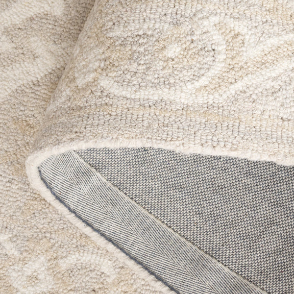 Safavieh Blossom Handcrafted Floral Area Rug From India – Elevate Your Space With Timeless Elegance And Comfort Silver ,Ivory 85% Wool,15% Cotton Blm116h-6sq