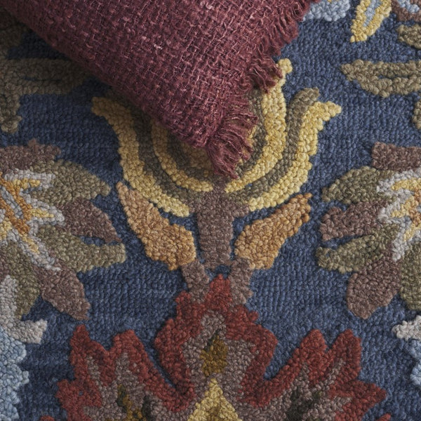 Safavieh Blossom Hand-Tufted Wool Oval Rug with Floral Motif for Dining or Bedroom Navy 5'-0" x 8'-0" BLM402A-5OV