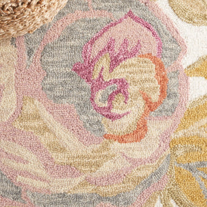 Safavieh Blossom 406 Hand Tufted Floral Rug Ivory / Green BLM406A-5