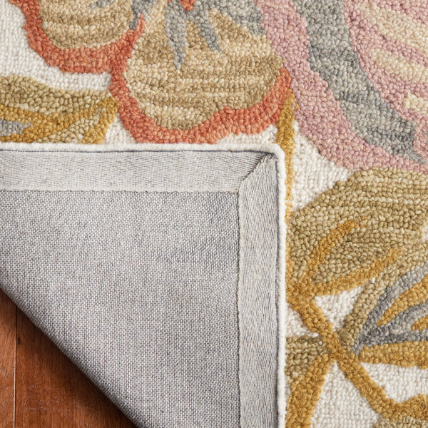 Safavieh Blossom 406 Hand Tufted Floral Rug Ivory / Green BLM406A-5