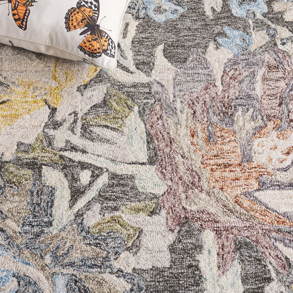 Safavieh Blossom Hand-tufted Floral Area Rug - Luxurious Wool & Cotton Blend For Elegant Home Décor Green ,Charcoal 80% Wool,20% Cotton Blm555y-28