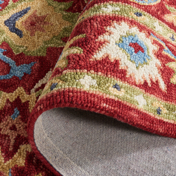 Safavieh Blossom 691 BLM691 Handtufted  Rug Red / Green BLM691Q-8