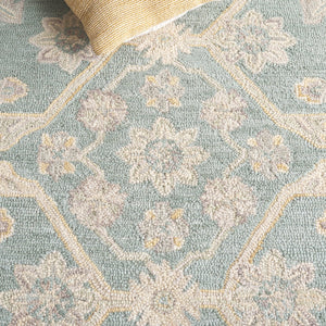 Safavieh Blossom Runner Area Rug - Hand-tufted Wool With Floral Motifs For Elegant Home Décor And Comfort Light Blue ,Beige Wool Blm701l-5