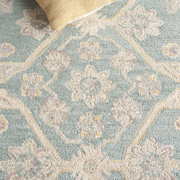 Safavieh Blossom Runner Area Rug - Hand-tufted Wool With Floral Motifs For Elegant Home Décor And Comfort Light Blue ,Beige Wool Blm701l-5