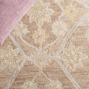 Safavieh Blossom Hand Tufted Wool Area Rug - Elegant Floral Design From India - Timeless Home Décor Piece Light Brown ,Beige Wool Blm701t-3
