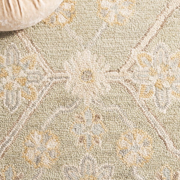 Safavieh Blossom Runner Area Rug - Hand-tufted Wool With Floral Motifs For Elegant Home Décor And Comfort Sage ,Beige Wool Blm701w-5