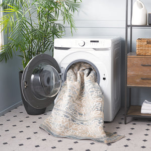 Safavieh Blair Washable Area Rug – Elegant Power-loomed Design In Ivory And Blue For Luxurious Living Spaces Ivory ,Blue Polyester Blr242a-8