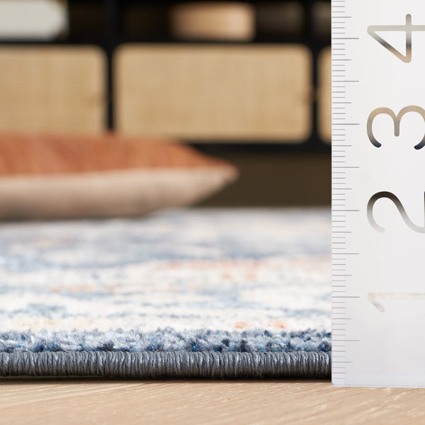 Safavieh Blair Washable Area Rug - Elegant Navy And Blue Design, Crafted In Turkey, Soft & Durable For Any Space Navy ,Blue Polyester Blr246n-7r