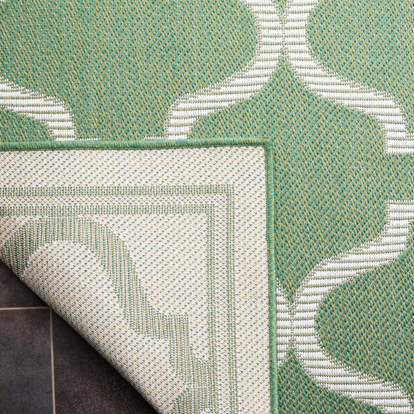Safavieh Bermuda Exquisite Indoor/Outdoor Area Rug - Timeless Power Loomed Design With Elegant Patterns Green ,Ivory Polypropylene Frize Bmu810w-9