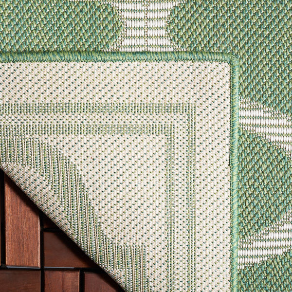 Safavieh Bermuda Exquisite Indoor/Outdoor Area Rug - Timeless Power Loomed Design With Elegant Patterns Green ,Ivory Polypropylene Frize Bmu810w-9