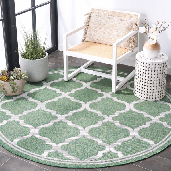 Safavieh Bermuda Exquisite Indoor/Outdoor Area Rug - Timeless Power Loomed Design With Elegant Patterns Green ,Ivory Polypropylene Frize Bmu810w-9