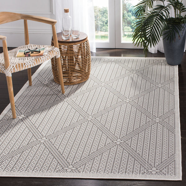 Safavieh Bermuda Elegant Geometric Area Rug – Durable, Eco-friendly, Perfect For Indoor & Outdoor Spaces Cream ,Grey Polypropylene Bmu811b-2
