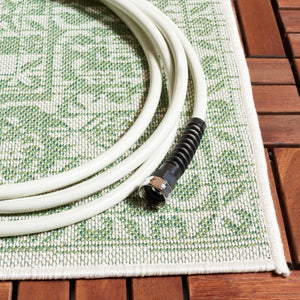 Safavieh Bermuda 813 Power Loomed Indoor / Outdoor Rug Green / Ivory 5'-3" x 7'-6"