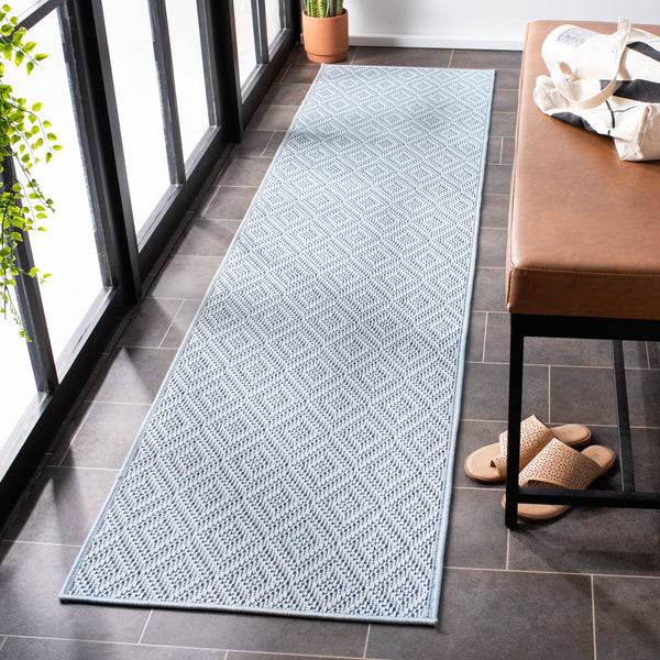 Safavieh Bermuda Geometric Area Rug - Elegant Power Loomed Design For Indoor & Outdoor Spaces, Oeko-tex Certified Light Blue ,Cream Polypropylene Bmu814a-210