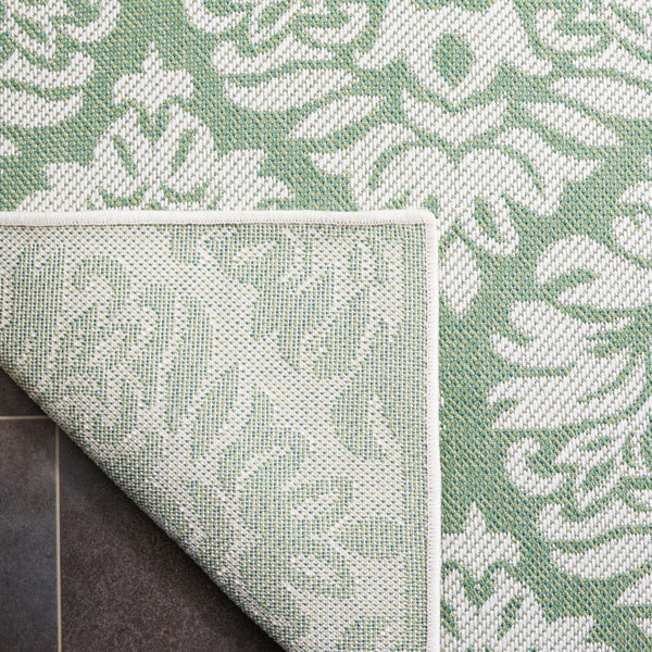 Safavieh Bermuda 821 Power Loomed Indoor / Outdoor Rug Ivory / Green 5'-3" x 7'-6"