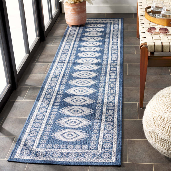 Safavieh Bermuda Elegant Area Rug - Timeless Navy And Ivory Design, Durable, Luxurious Comfort For Home Décor Navy ,Ivory Polypropylene Frize Bmu827n-9