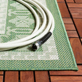 Safavieh Bermuda 827 Power Loomed Indoor / Outdoor Rug Green / Ivory 5'-3" x 7'-6"