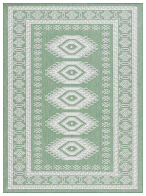 Safavieh Bermuda 827 Power Loomed Indoor / Outdoor Rug Green / Ivory 5'-3" x 7'-6"