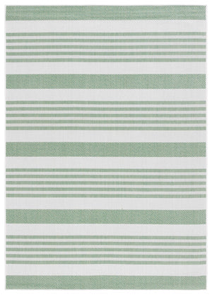Safavieh Bermuda 828 Power Loomed Indoor / Outdoor Rug Green / Ivory 5'-3" x 7'-6"