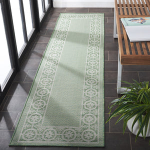 Safavieh Bermuda Elegant Geometric Patterned Runner Rug For Indoor & Outdoor Spaces - Durable & Easy Care Green ,Ivory Polypropylene Frize Bmu838y-9