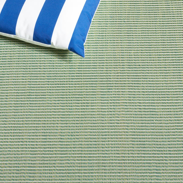 Safavieh Bermuda 838 Power Loomed Indoor / Outdoor Rug Green / Ivory 5'-3" x 7'-6"