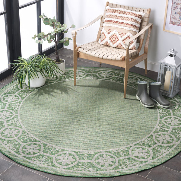 Safavieh Bermuda Elegant Geometric Patterned Runner Rug For Indoor & Outdoor Spaces - Durable & Easy Care Green ,Ivory Polypropylene Frize Bmu838y-9