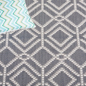 Safavieh Bermuda 874 Power Loomed Indoor / Outdoor Rug Navy / Ivory 5'-3" x 7'-6"