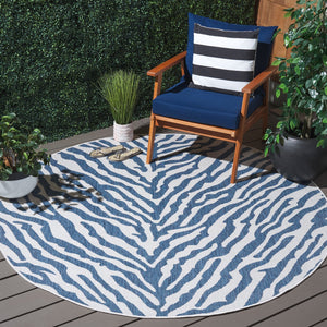 Safavieh Bermuda Area Rug – Elegant Zebra Pattern, Durable Power Loomed Design For Indoor & Outdoor Spaces Navy ,Ivory Polypropylene Frize Bmu881n-7sq